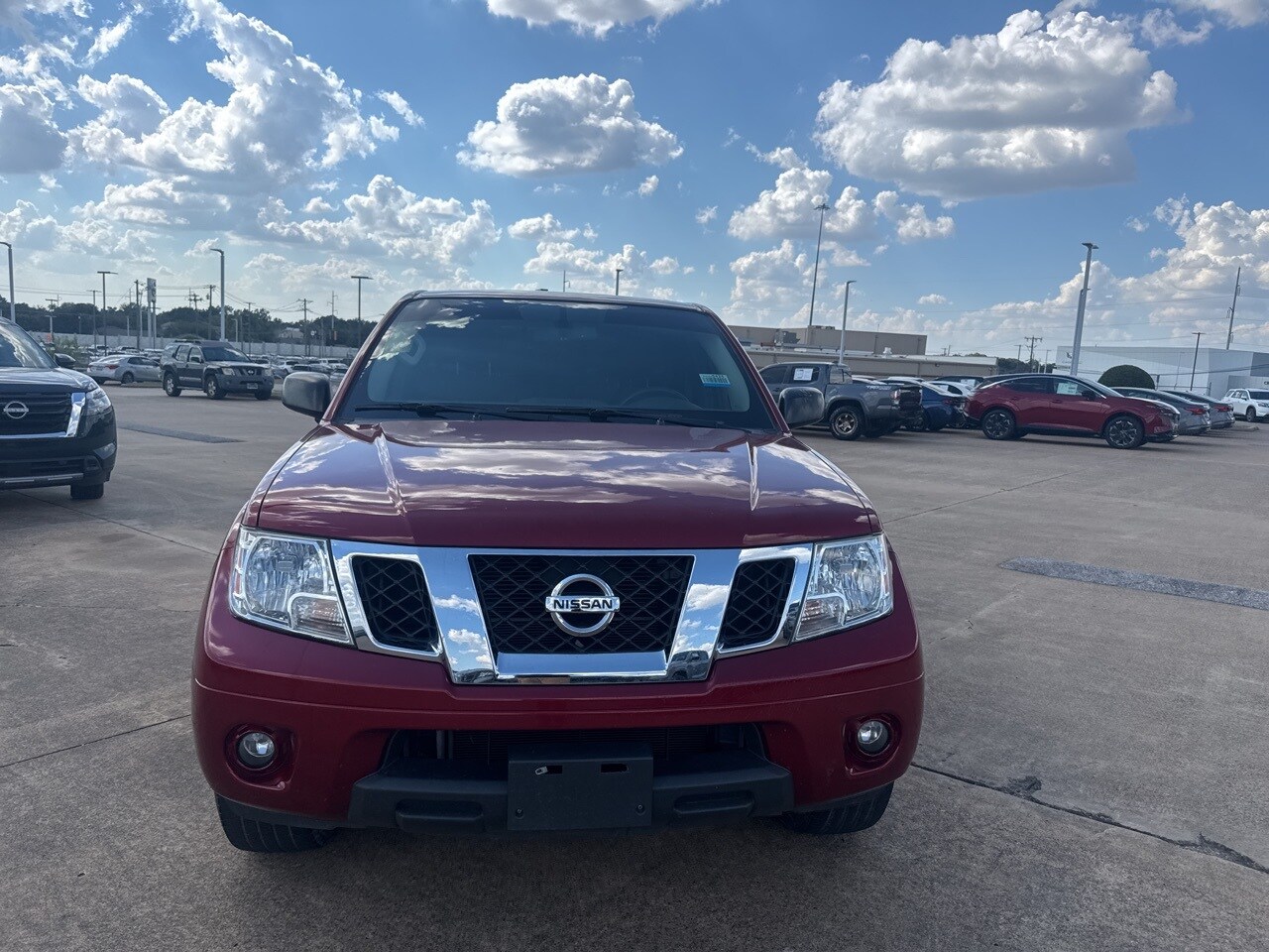 2021 Nissan Frontier SV photo 2