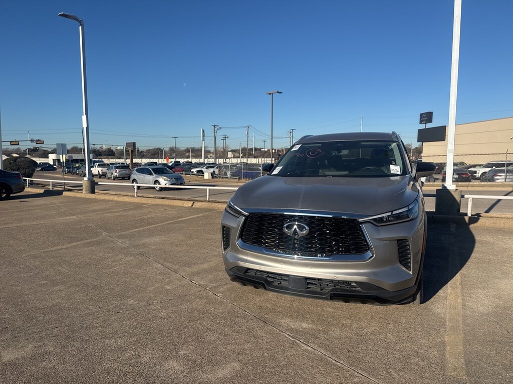 Used 2024 INFINITI QX60 Luxe SUV