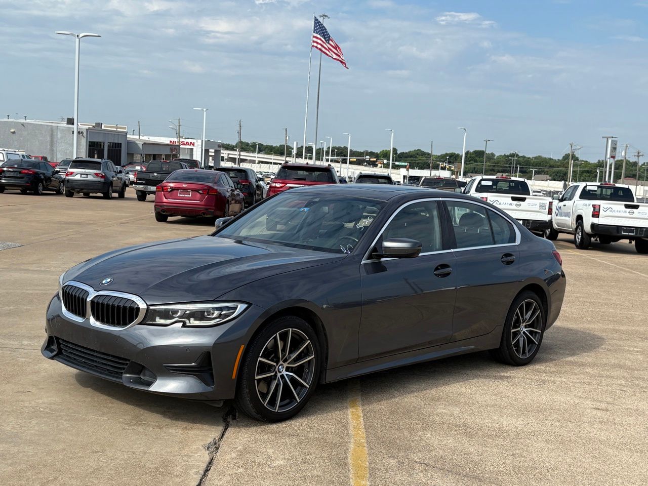 2019 BMW 3 Series 330i Sedan's photo