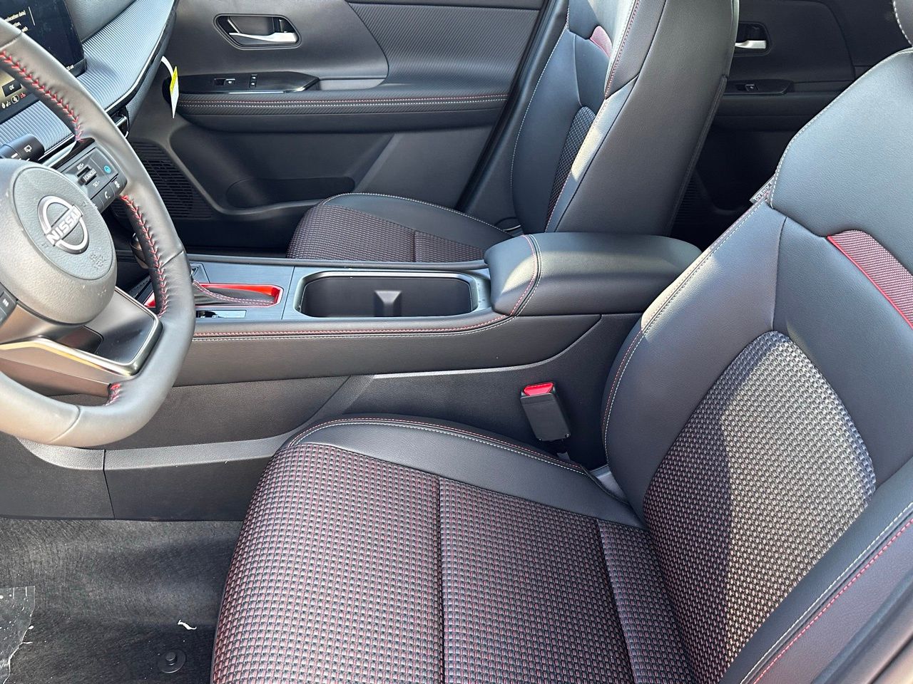 2026 Nissan KICKS SR AWD - Photo 12