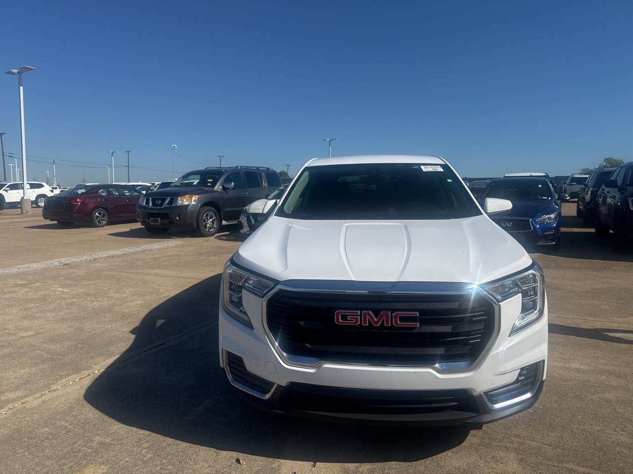 2024 Gmc Terrain SLE photo 2