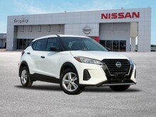 2025 Nissan Kicks Play