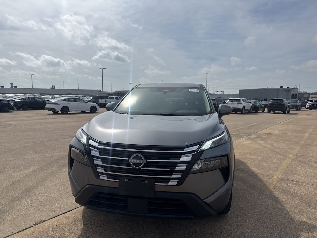 Certified 2025 Nissan Rogue SV SUV