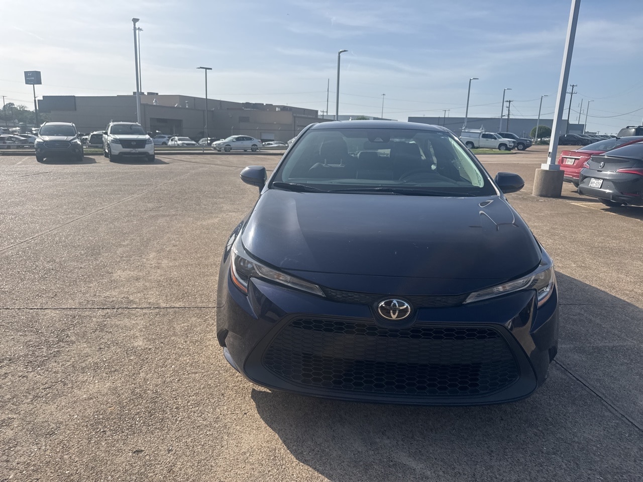 Used 2022 Toyota Corolla LE with VIN 5YFEPMAE6NP368988 for sale in Northfield, Minnesota