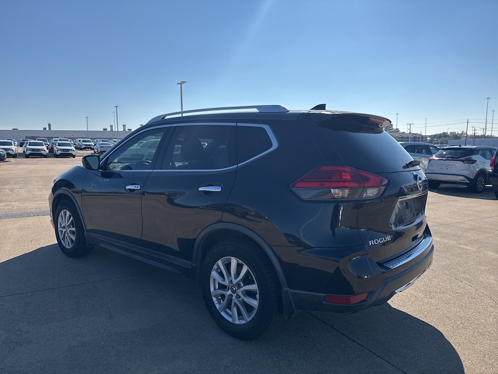 Used 2017 Nissan