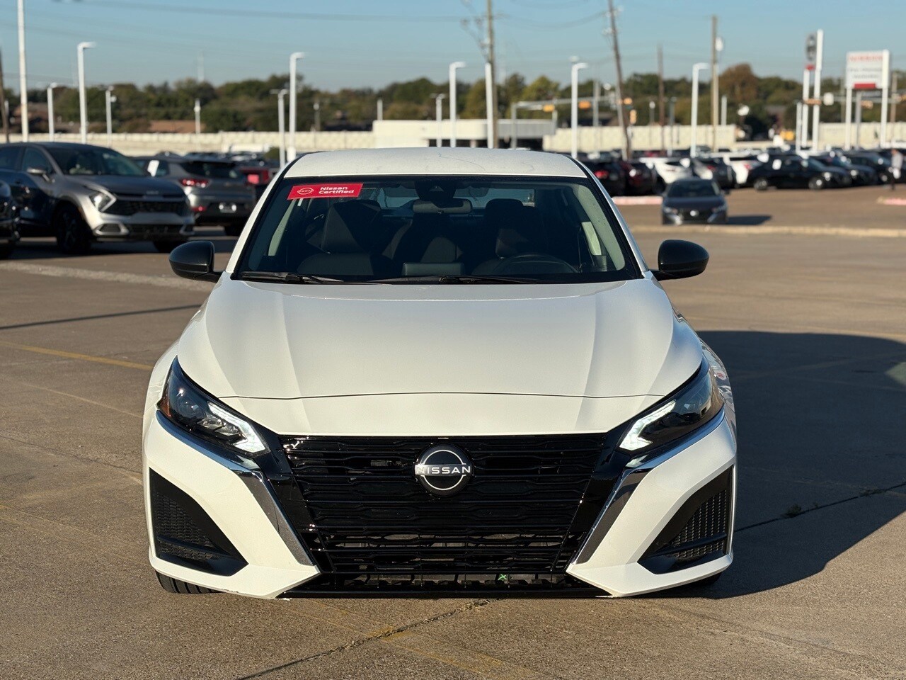 2025 Nissan Altima 2.5 SV photo 4