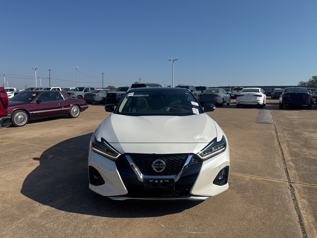 2022 Nissan Maxima Platinum photo 2