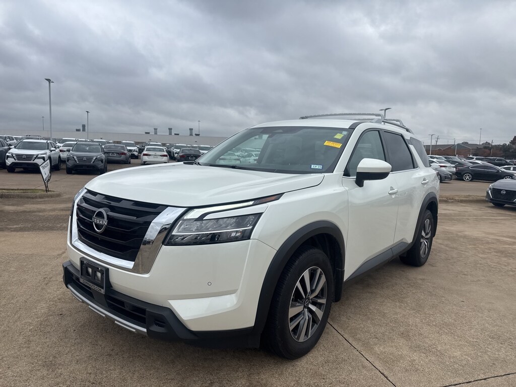 Certified 2024 Nissan Pathfinder SL SUV