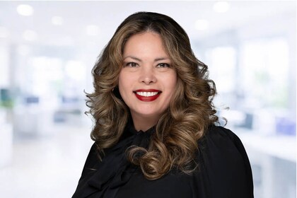 Staff member Jocelyn Medina from ID_2b335e