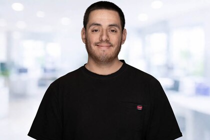 Staff member Raul Vasquez from ID_c1b409