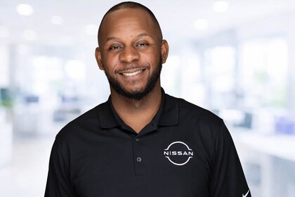Staff member Jarvis Goodson from ID_2b335e