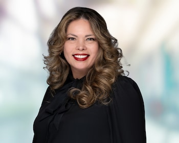Staff member Jocelyn Medina from ID_40191f582a61