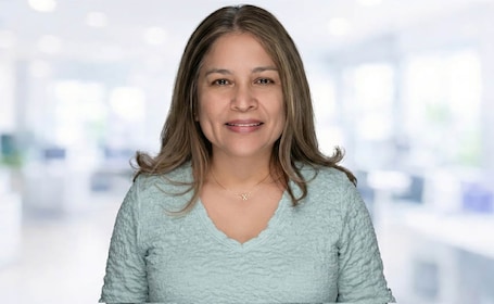 Staff member Miriam Jinez from ID_f4eb5a