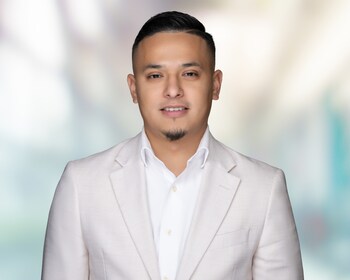 Staff member Edgar Rojo from ID_40191f582a61