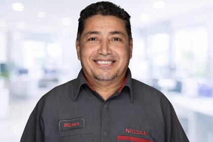 Staff member Wilmer Aguilera from ID_d64437