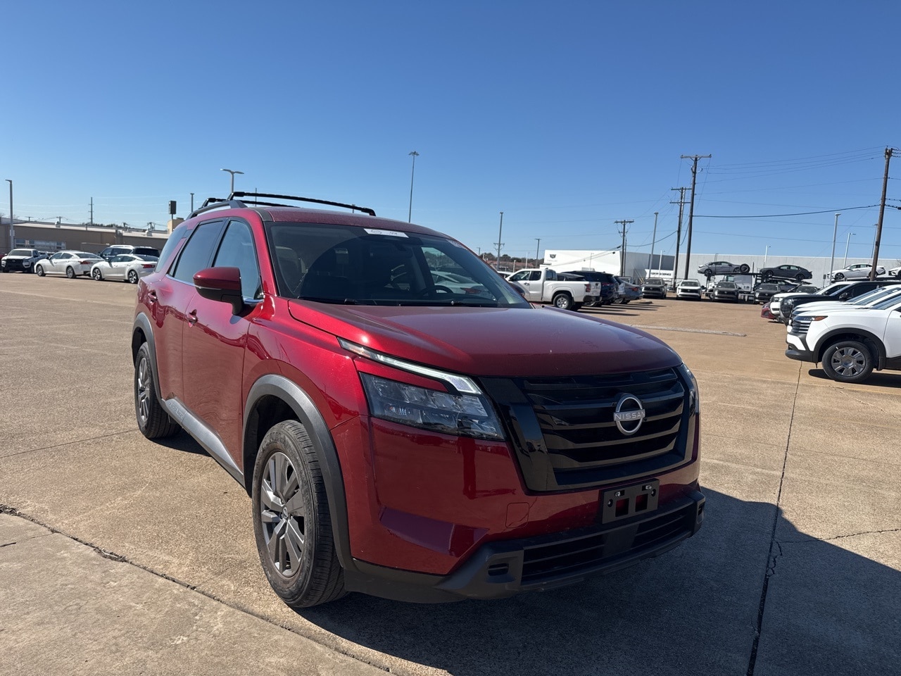 2024 Nissan Pathfinder SV