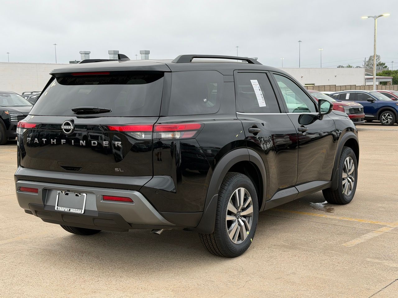 View vehicle photo 5