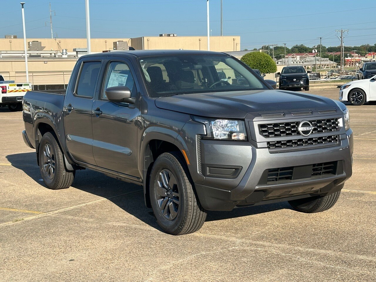 2025 Nissan Frontier SV photo 3