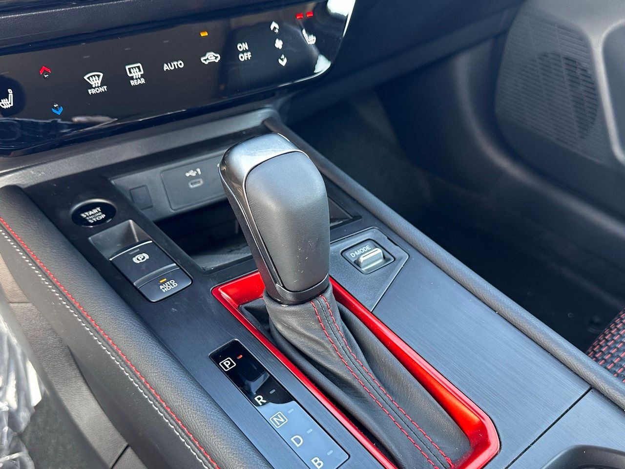 2026 Nissan KICKS SR AWD - Photo 18