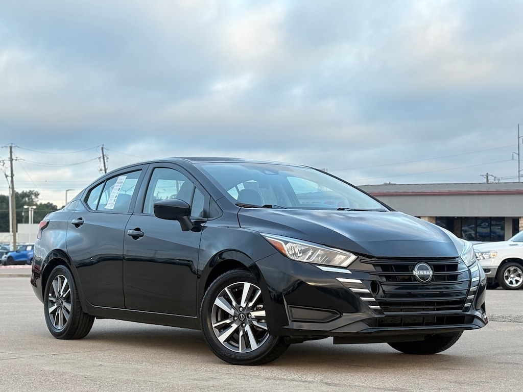 Certified 2023 Nissan Versa 1.6 SV Sedan