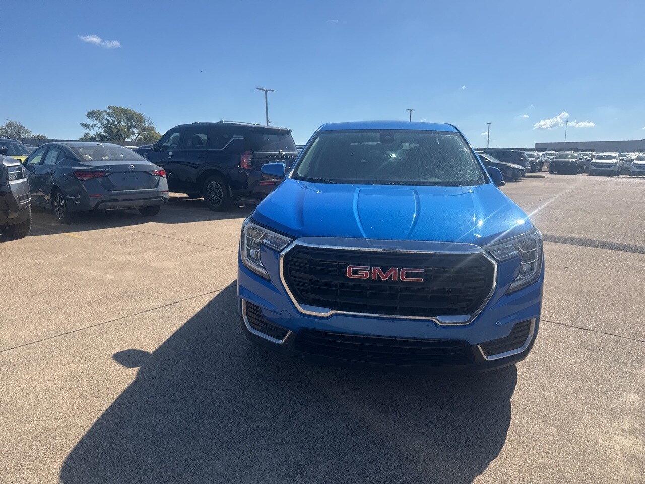 2024 Gmc Terrain SLE photo 2