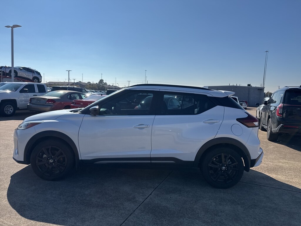 Certified 2021 Nissan Kicks SR SUV