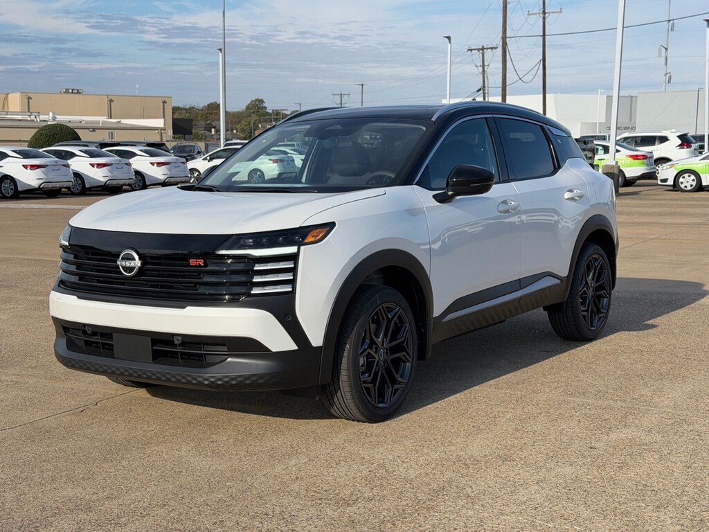 New 2026 Nissan Kicks SR SUV