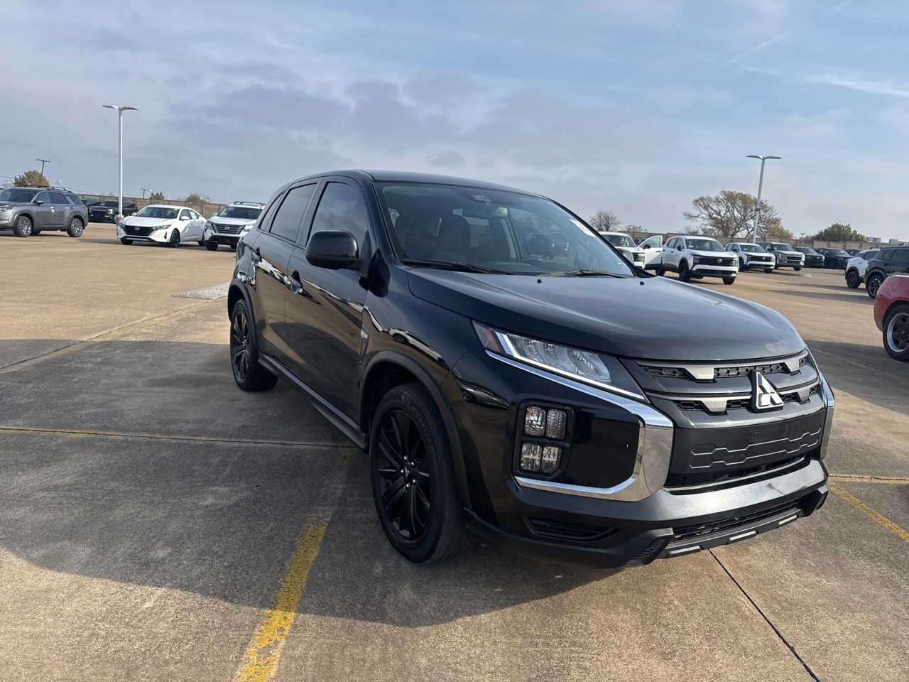 2021 Mitsubishi Outlander Sport LE's photo