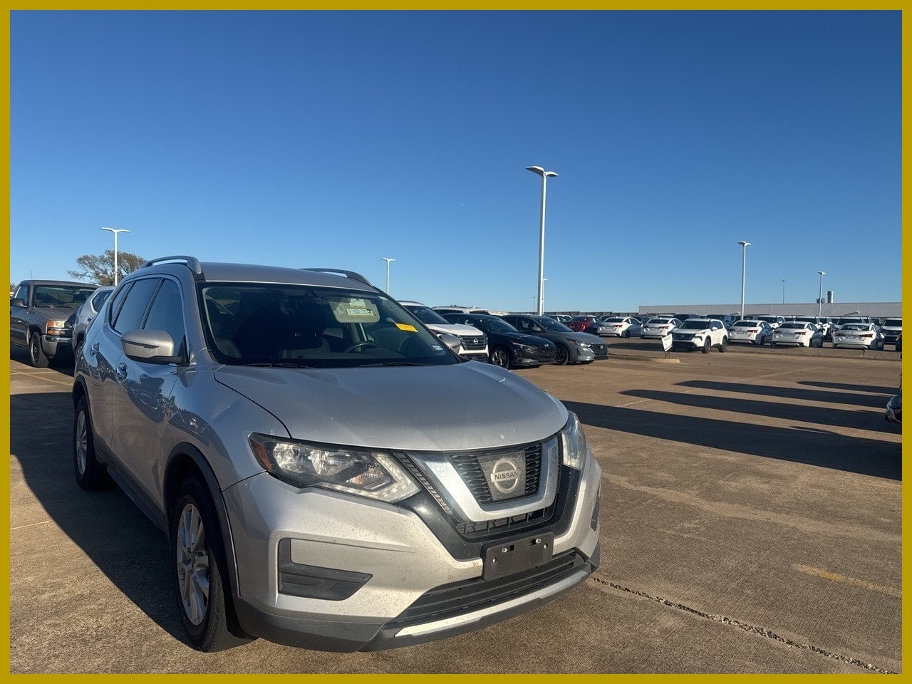 2017 Nissan Rogue SV