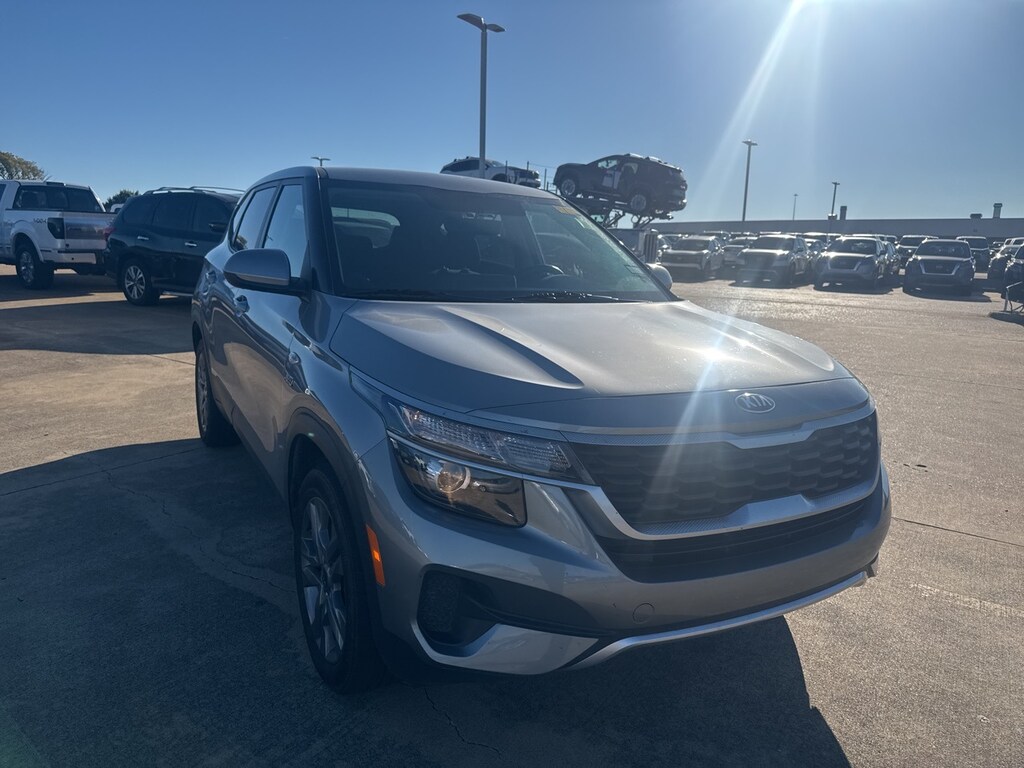 Used 2021 Kia Seltos LX SUV