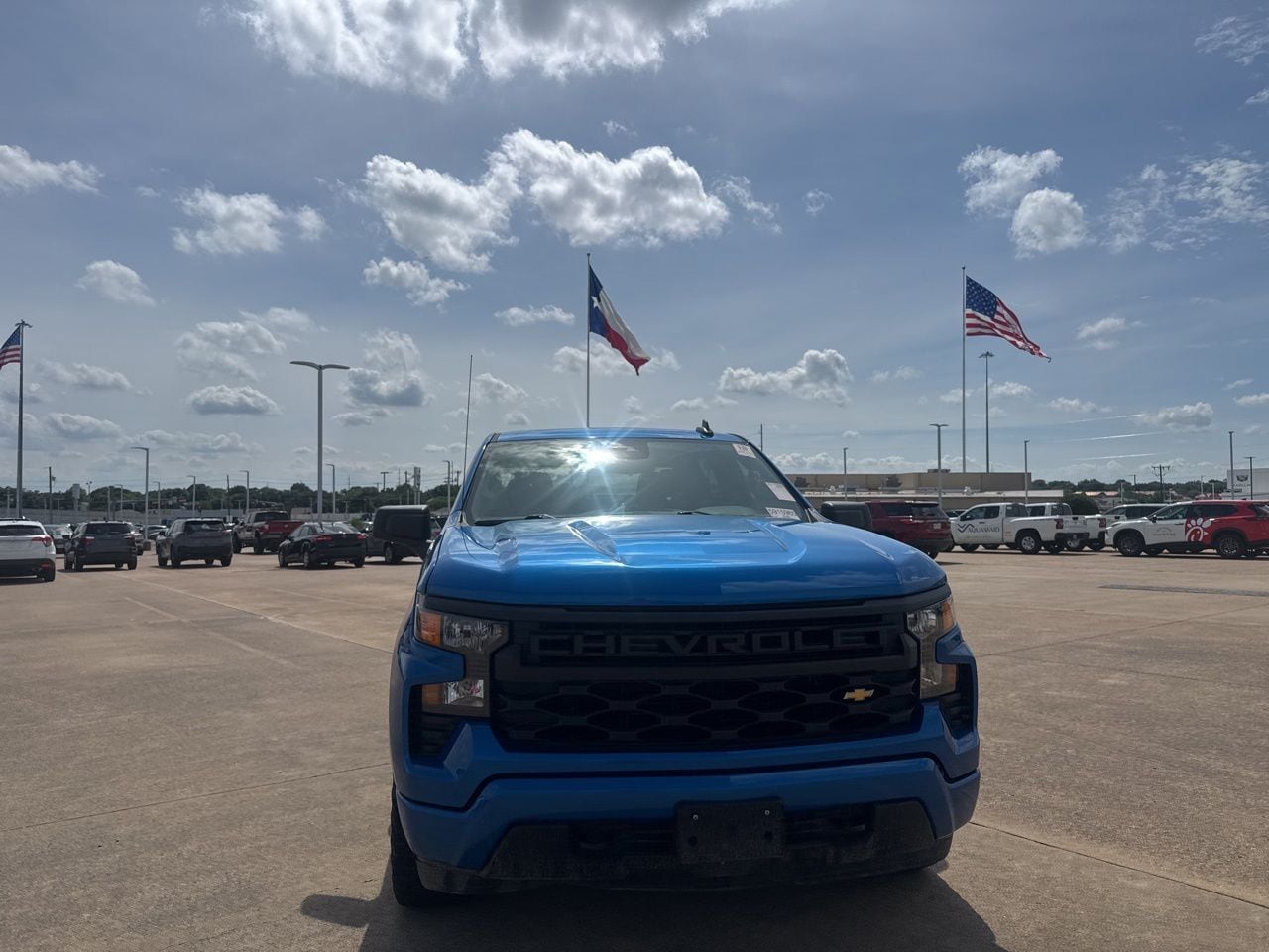 View vehicle photo 4