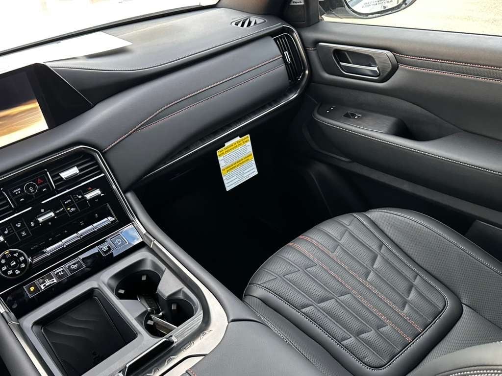 2026 Nissan Armada PRO-4X - Photo 9