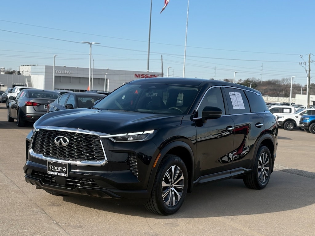 Used 2025 INFINITI QX60 Pure SUV