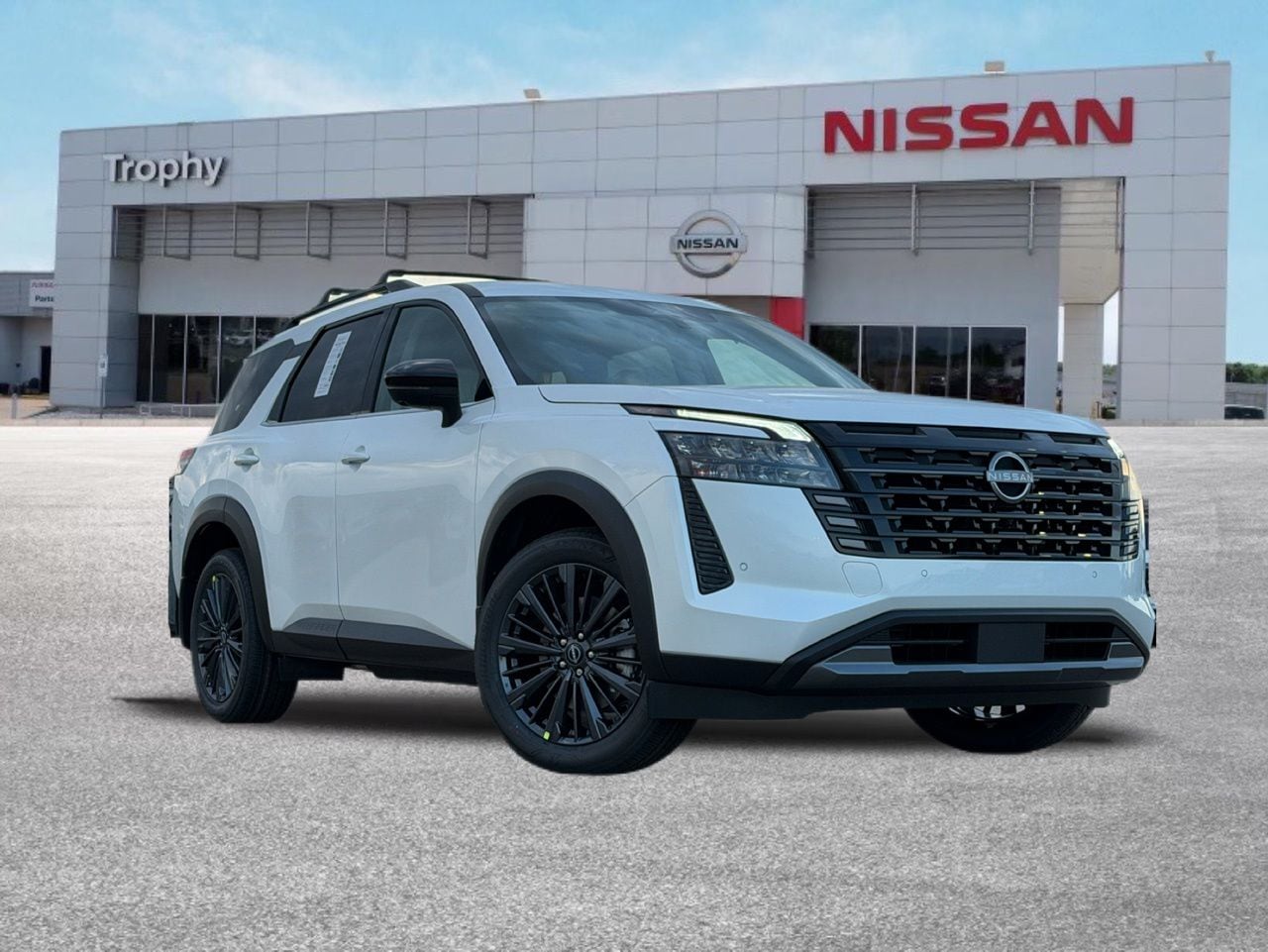 2026 Nissan Pathfinder SL 2WD's photo