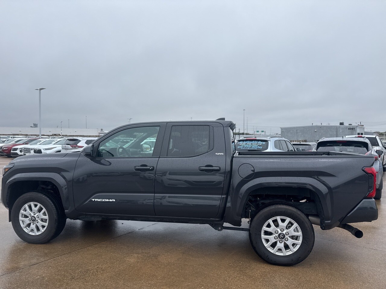 2025 Toyota Tacoma SR5 photo 3