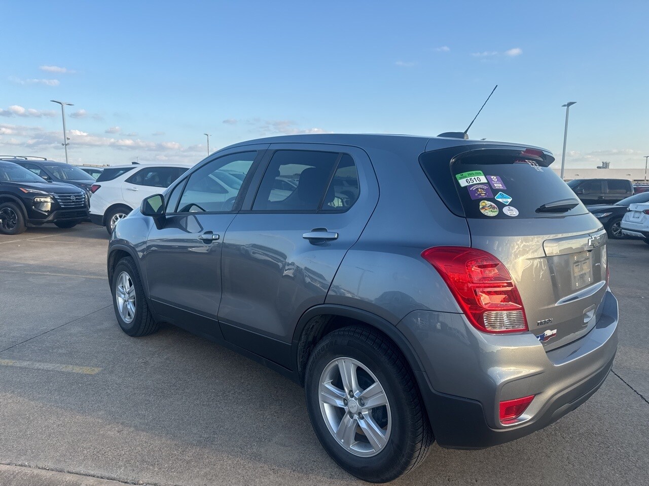 2020 Chevrolet Trax LS photo 2