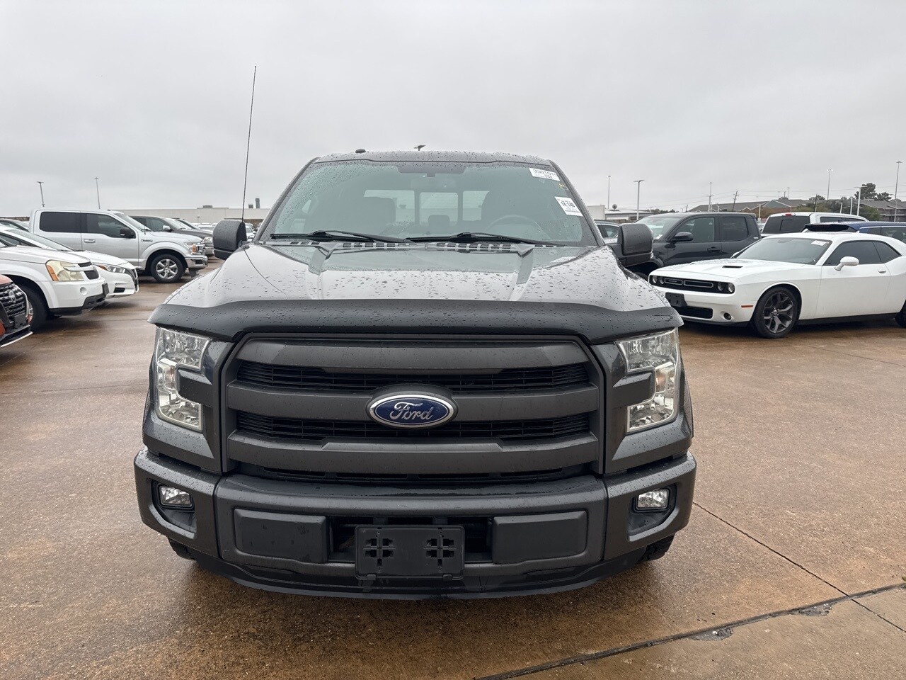 2015 Ford F-150 Lariat photo 2