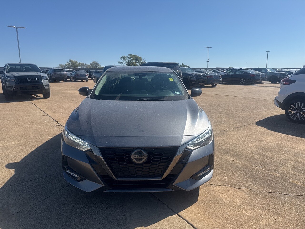 2021 Nissan Sentra SR photo 2