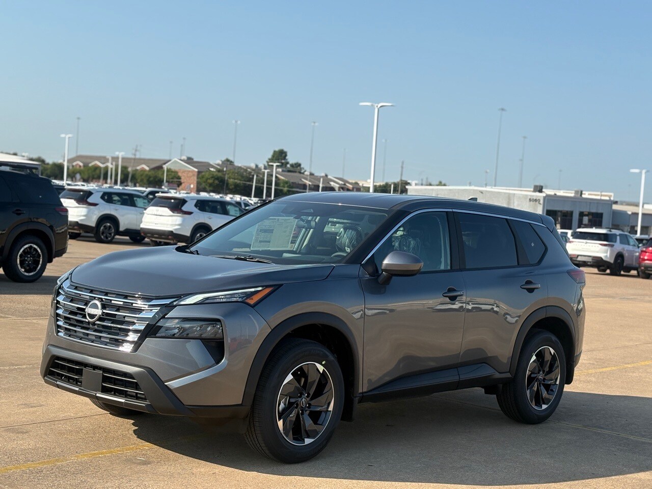 2026 Nissan Rogue SV photo 3