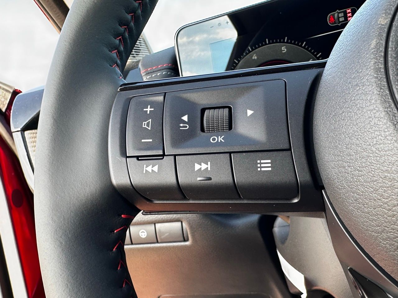 2026 Nissan KICKS SR AWD - Photo 16