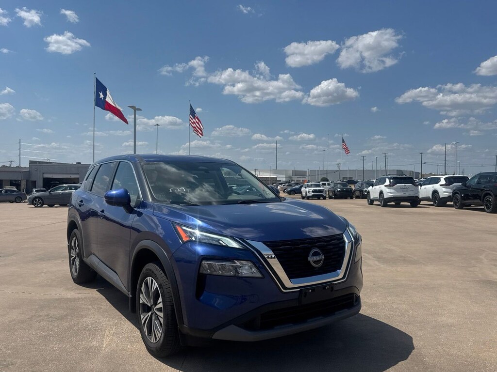 Certified 2023 Nissan