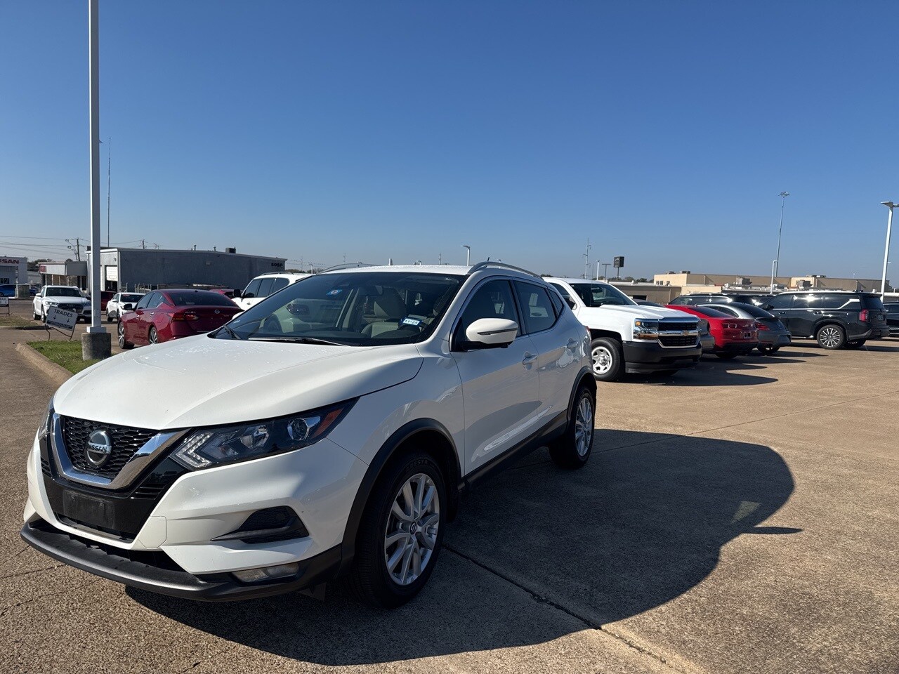 2021 Nissan Rogue Sport SV photo 3