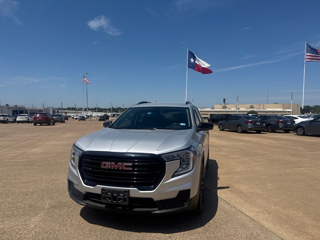 Used 2022 GMC