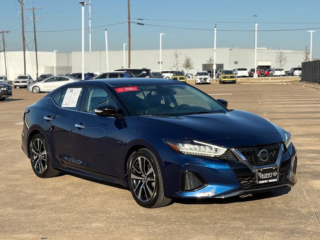 Certified 2021 Nissan