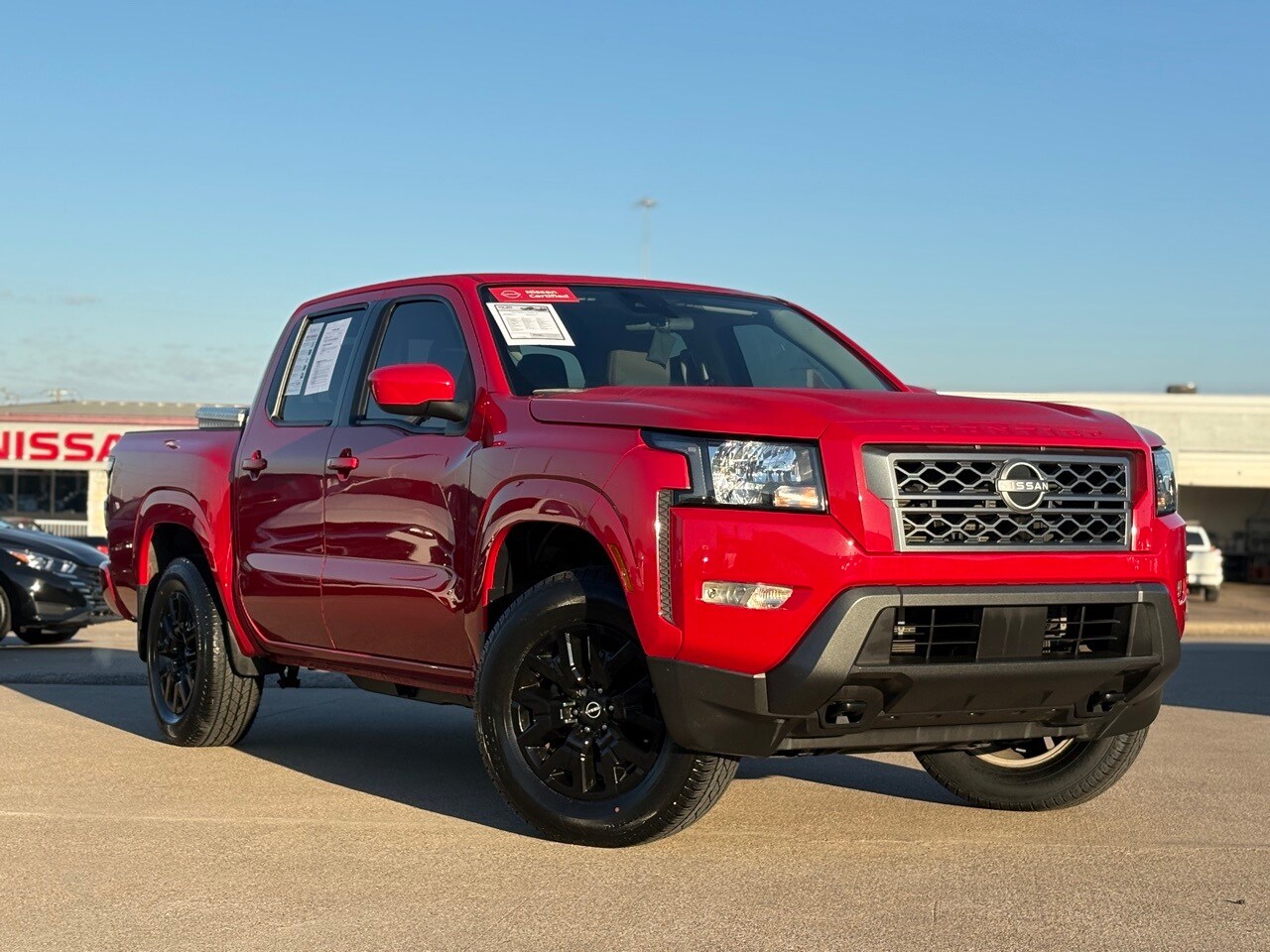 2022 Nissan Frontier SV photo 2