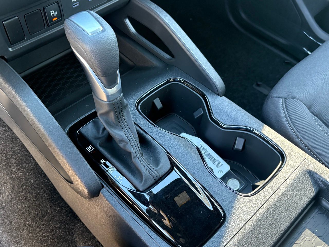 2026 Nissan Frontier SV - Photo 13