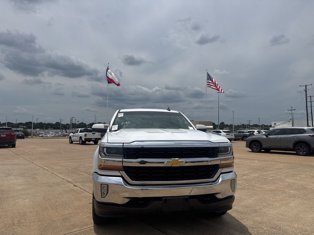 Used 2017 Chevrolet Silverado 1500 LT Truck
