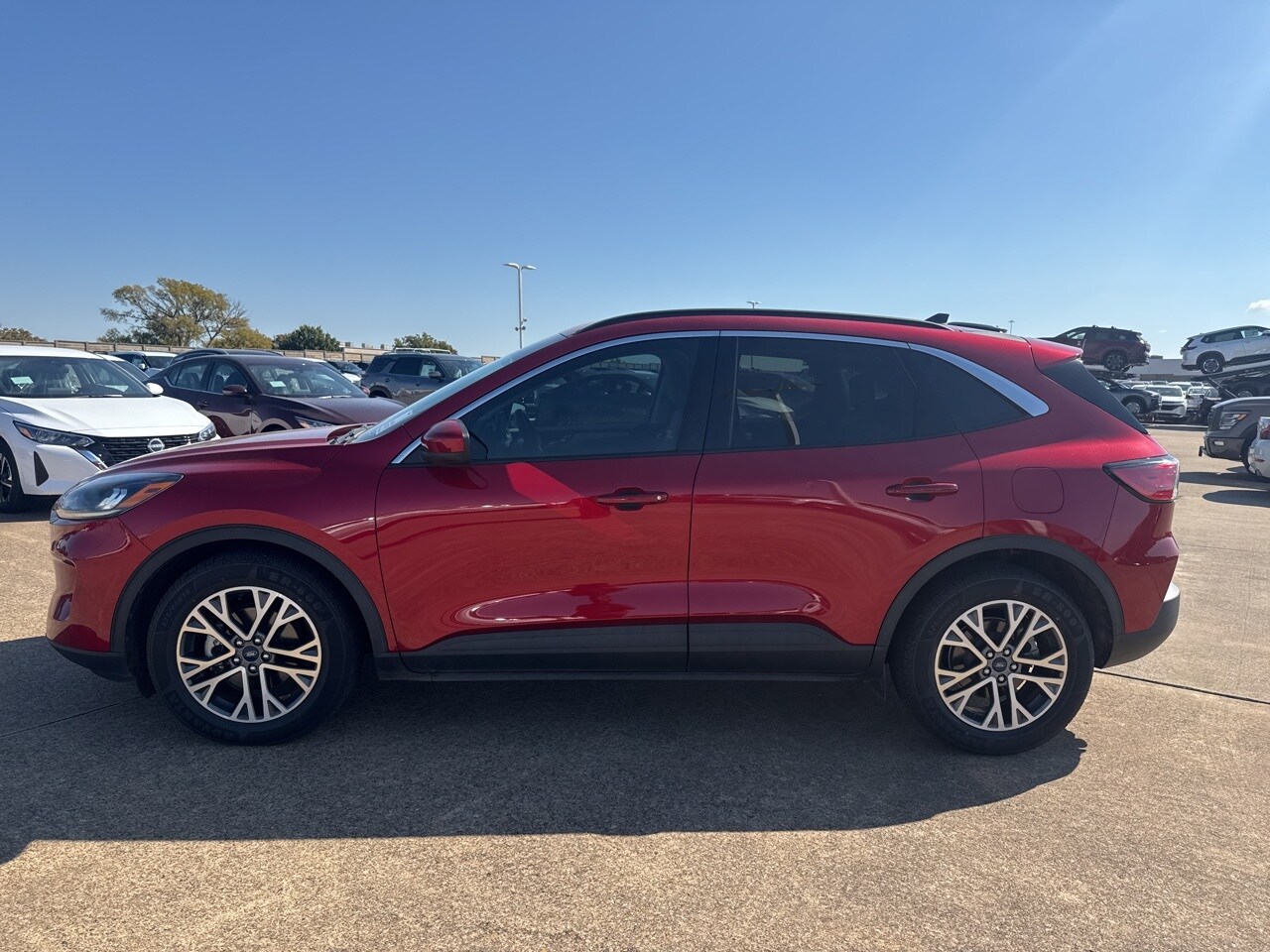 2021 Ford Escape SEL photo 3