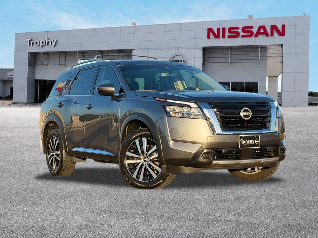 Gray (Gun Metallic) 2024 Nissan Pathfinder SUV / Crossover All-Wheel Drive 9-Speed Automatic