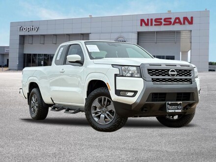 2025 Nissan Frontier SV Truck